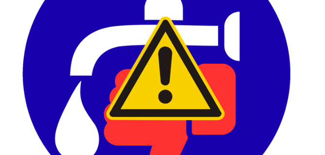 Znak z wykrzyknikiem, kran z kroplą wody i ręka z kciukiem w dół na niebieskim tle